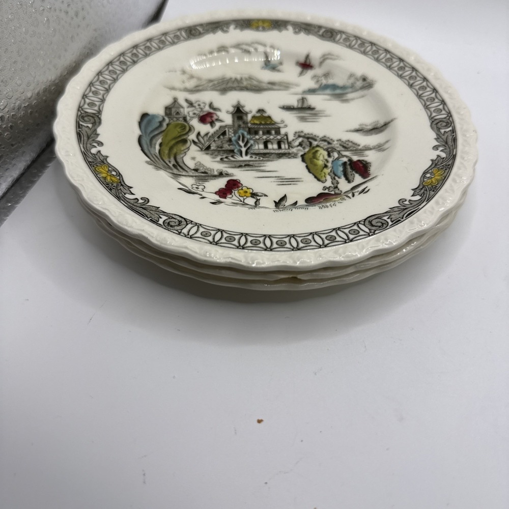 Vintage Mott Pagoda Bread Plates Set Of Three
